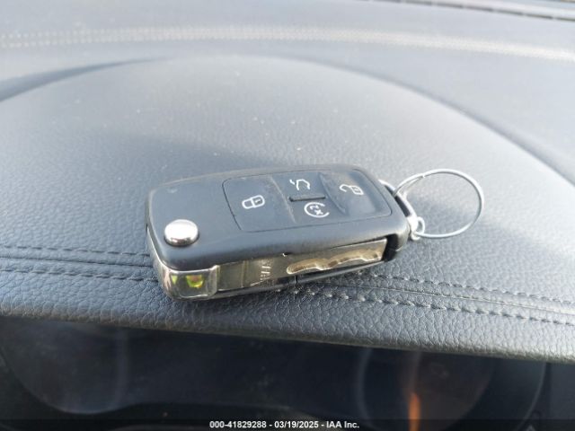 1VWMA7A35MC008516 Volkswagen Passat 2.0t R-line