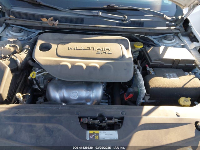 1C3CCCCB4FN538915 Chrysler 200 C