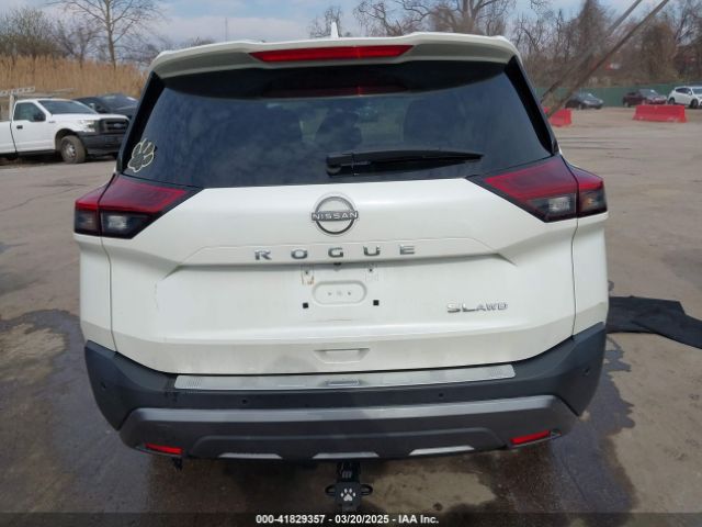 5N1BT3CB0NC733178 Nissan Rogue Sl Intelligent Awd