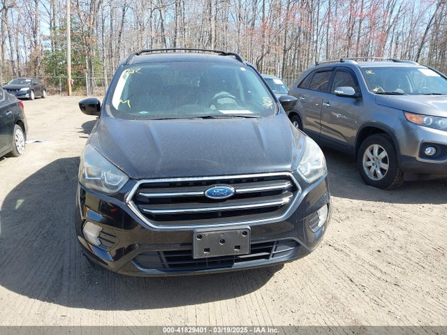 1FMCU0GD8HUA46413 Ford ESCAPE SE