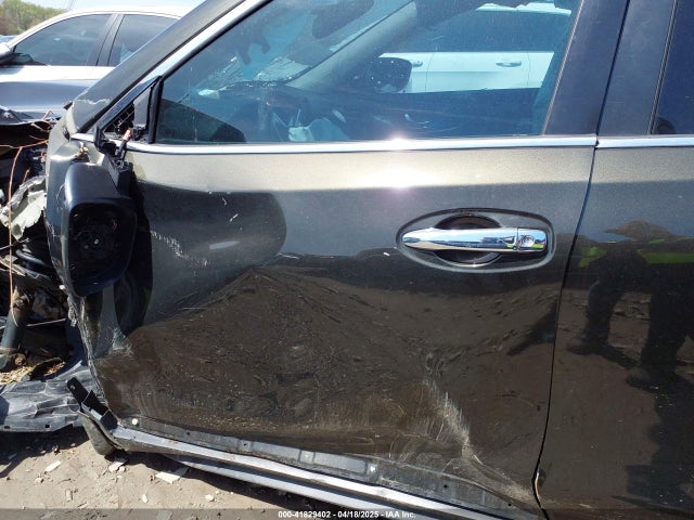 5N1AT2MV6HC735732 Nissan Rogue Sl