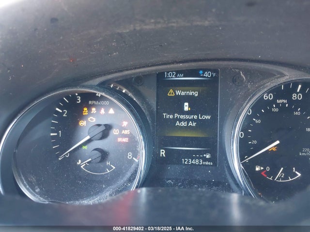 5N1AT2MV6HC735732 Nissan Rogue Sl