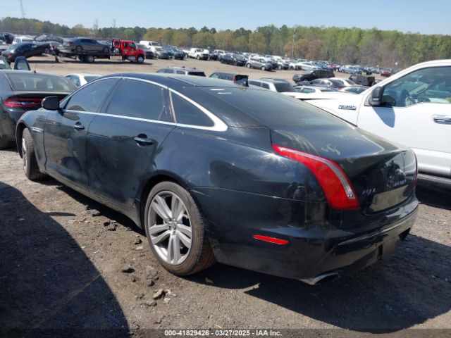 2013 JAGUAR XJ SAJWJ2GD0D8V49329 Photo 2