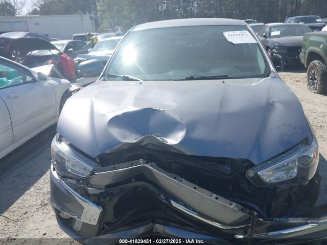 JA4AP3AW5JU000696 Mitsubishi Outlander Sport 2.4 Se