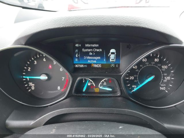 1FMCU9J90JUC62271 Ford Escape Titanium