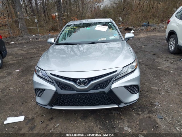 4T1B61HK3KU742158 Toyota CAMRY XSE