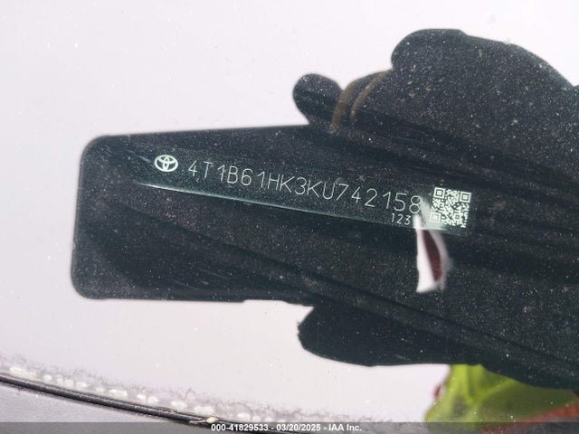 4T1B61HK3KU742158 Toyota CAMRY XSE