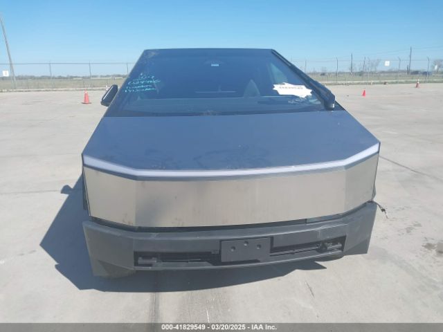 7G2CEHED8RA029960 Tesla Cybertruck All-wheel Drive