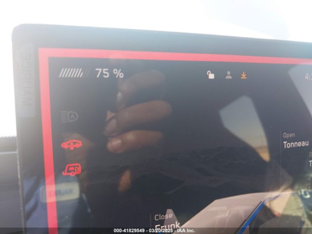 7G2CEHED8RA029960 Tesla Cybertruck All-wheel Drive