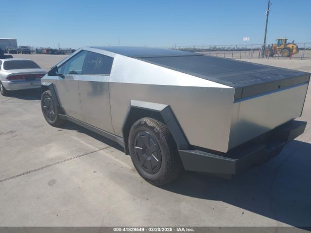 7G2CEHED8RA029960 Tesla Cybertruck All-wheel Drive