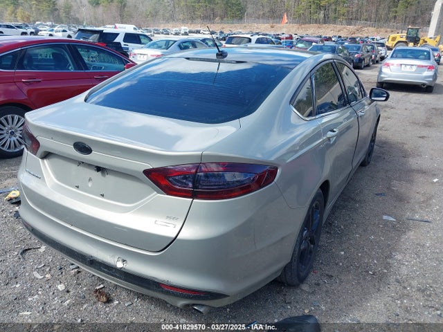 3FA6P0HD4FR248943 Ford FUSION SE