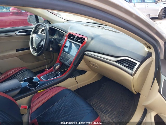 3FA6P0HD4FR248943 Ford FUSION SE