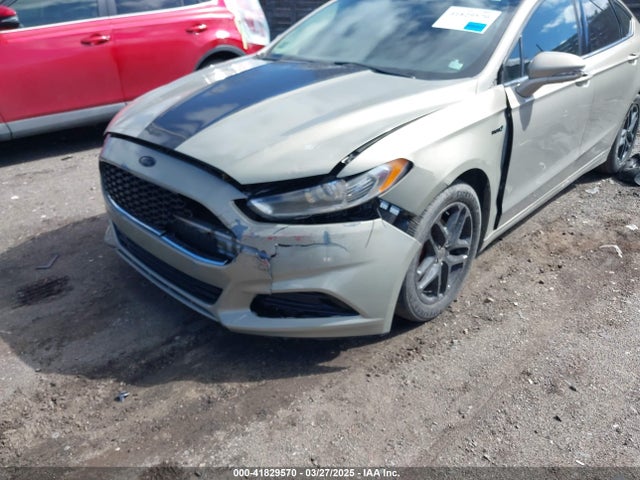 3FA6P0HD4FR248943 Ford FUSION SE