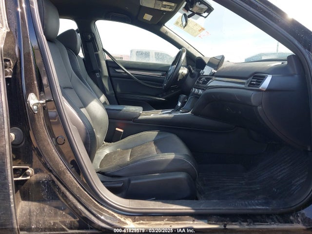 1HGCV1F32JA159878 Honda l15be