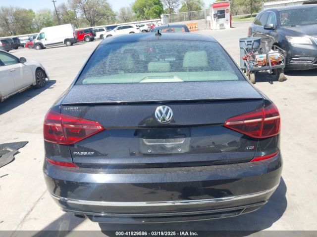 1VWAA7A31JC015784 Volkswagen Passat 2.0t R-line/2.0t S