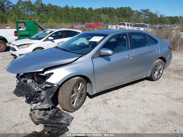 4T1BF1FK5HU660623 Toyota CAMRY SE