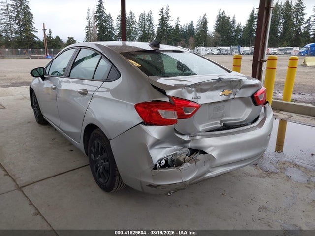 1G1BC5SM9H7218785 Chevrolet Cruze Ls Auto