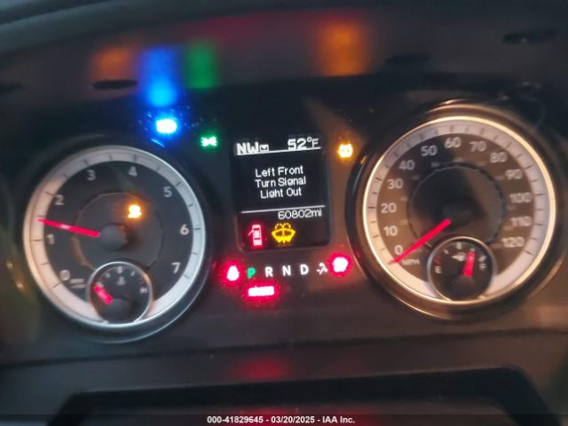 1C6RR7FGXMS515681 RAM 1500 Classic Tradesman  4x4 6'4 Box
