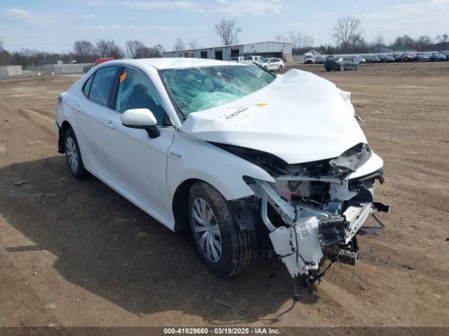 4T1C31AKXLU019674 Toyota Camry Le Hybrid