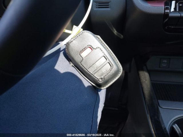 JTDACACU1R3037005 Toyota Prius Prime Xse