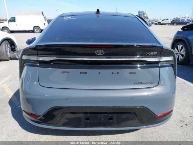 JTDACACU1R3037005 Toyota Prius Prime Xse