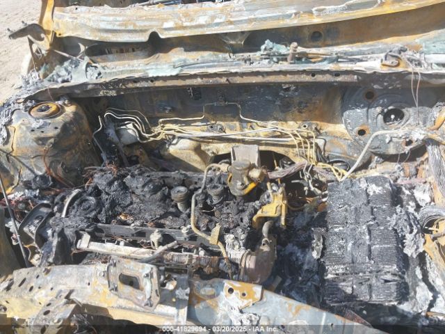2022 TOYOTA RAV4 2T3A1RFV0NW263679 Photo 9
