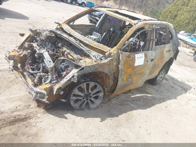 2022 TOYOTA RAV4 2T3A1RFV0NW263679 Photo 1
