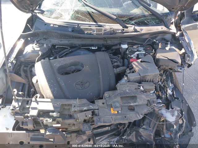 3MYDLBYV5JY322582 Toyota p5v