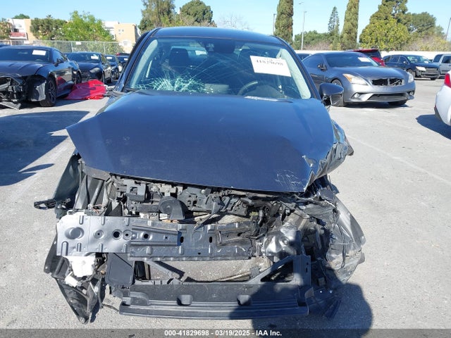 3MYDLBYV5JY322582 Toyota p5v