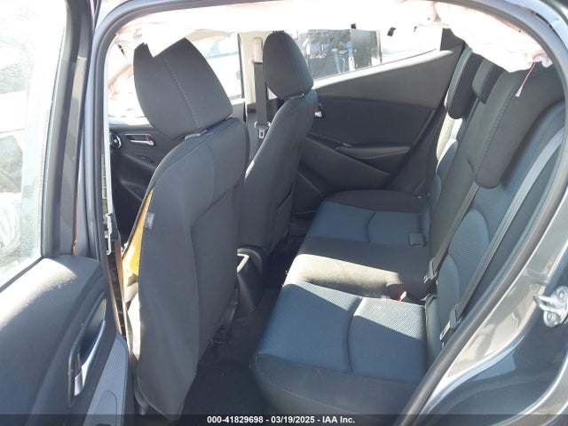 3MYDLBYV5JY322582 Toyota p5v