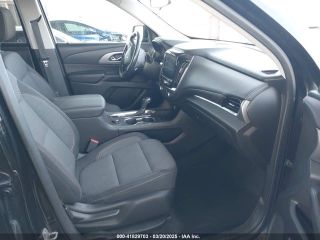 1GNERGKW2KJ171732 Chevrolet Traverse 1lt