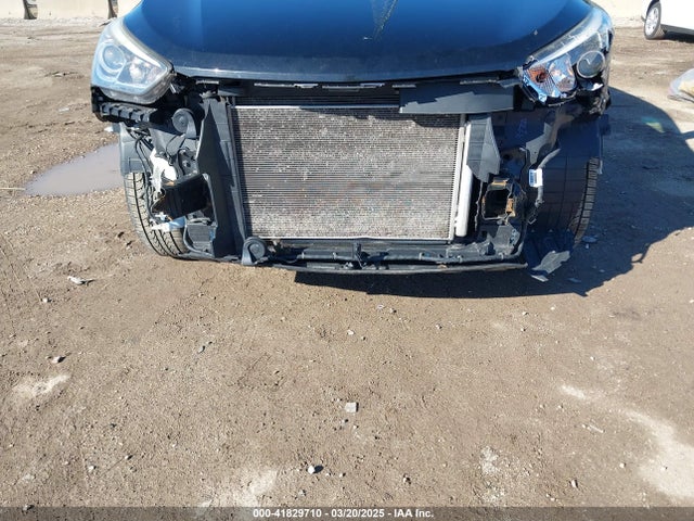 5NMZTDLB2JH083094 Hyundai Santa Fe Sport 2.4l