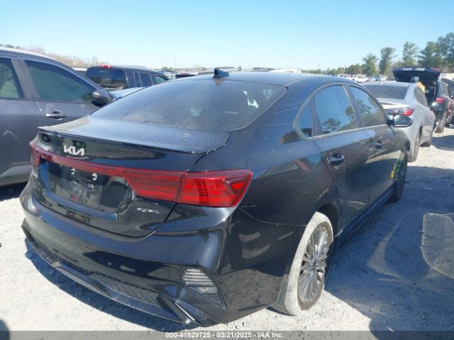 3KPF54AD1PE559160 KIA Forte Gt-line