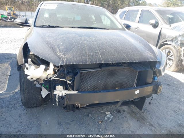 3KPF54AD1PE559160 KIA Forte Gt-line