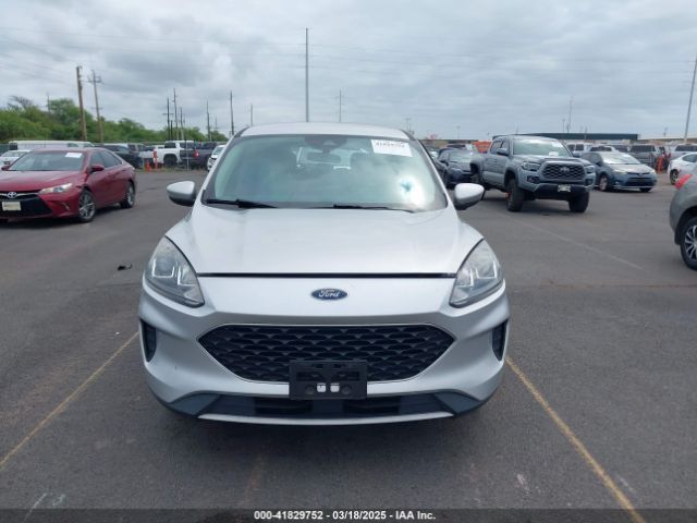 1FMCU0G62LUC64230 Ford ESCAPE SE
