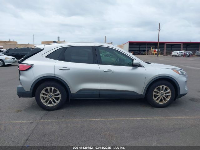 1FMCU0G62LUC64230 Ford ESCAPE SE