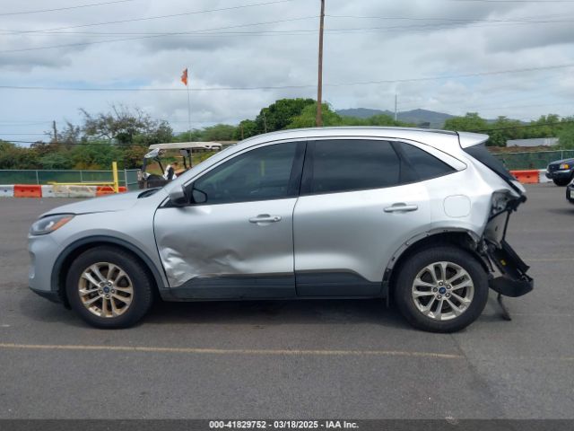1FMCU0G62LUC64230 Ford ESCAPE SE