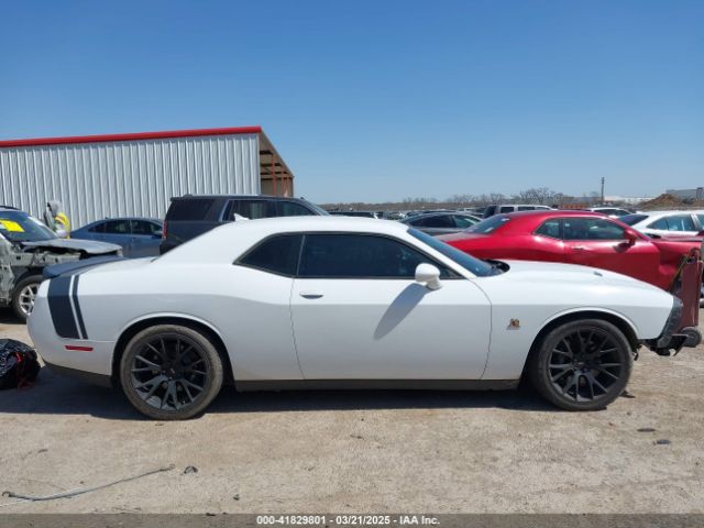 2C3CDZFJXJH212881 Dodge Challenger R/t Scat Pack