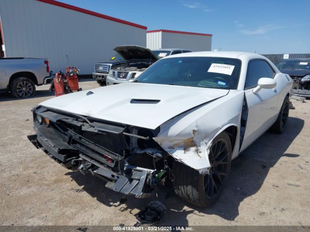 2C3CDZFJXJH212881 Dodge Challenger R/t Scat Pack