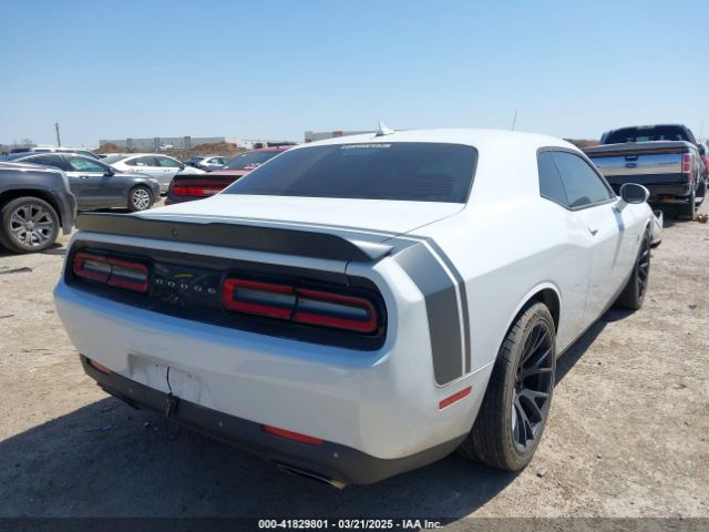 2C3CDZFJXJH212881 Dodge Challenger R/t Scat Pack