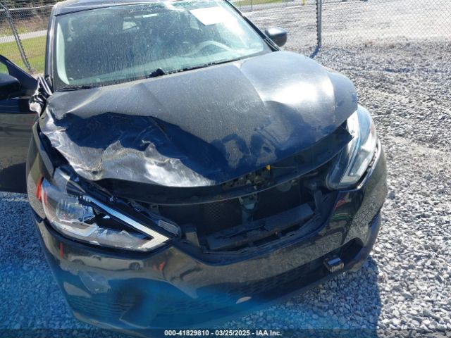 3N1AB7AP9JY330426 Nissan SENTRA S