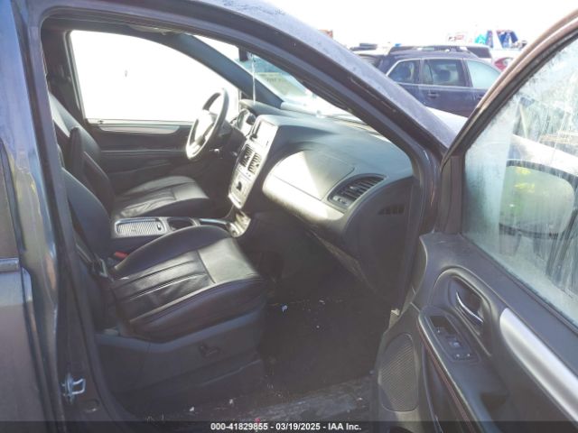 2C4RDGEG3JR282250 Dodge Grand Caravan Gt