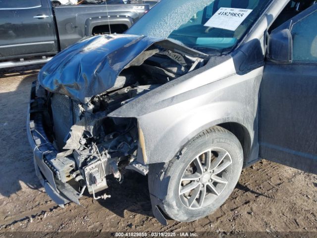 2C4RDGEG3JR282250 Dodge Grand Caravan Gt