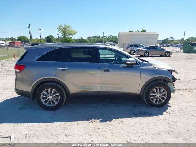 5XYPG4A35HG189017 KIA Sorento 2.4l Lx