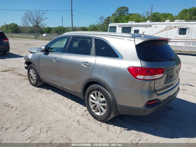 5XYPG4A35HG189017 KIA Sorento 2.4l Lx