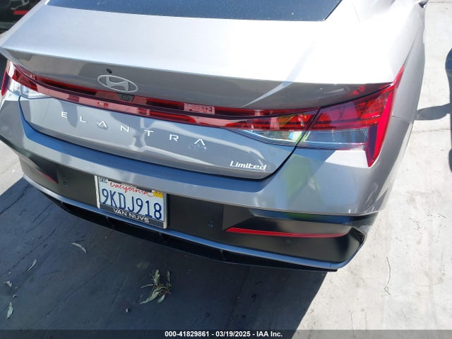 Hyundai Elantra Limited 2024 KMHLP4DG9RU690159 Image 17