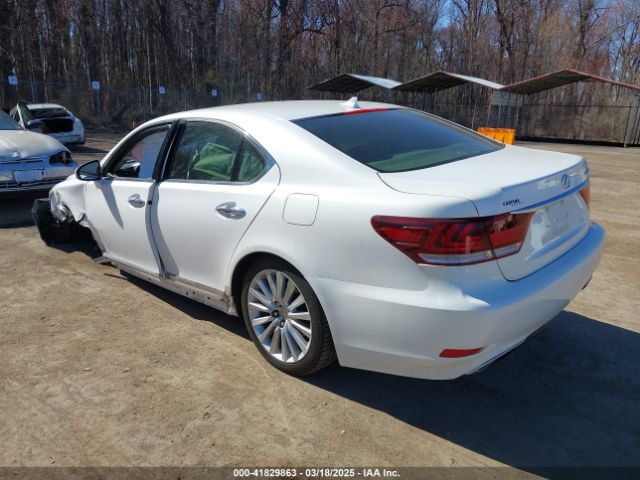 2013 LEXUS LS 460 JTHBL5EF4D5120384 Photo 2