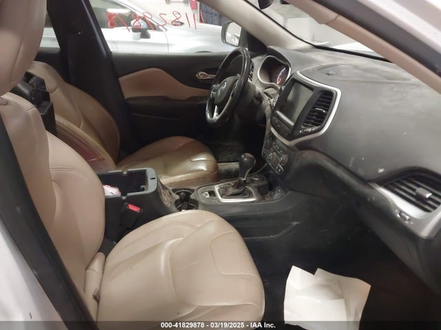 1C4PJMDS0GW219109 Jeep Cherokee Limited