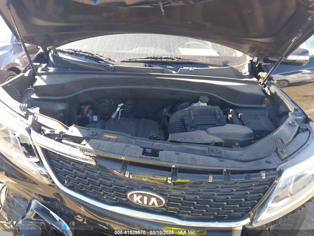 5XYKTCA66EG483726 KIA SORENTO LX