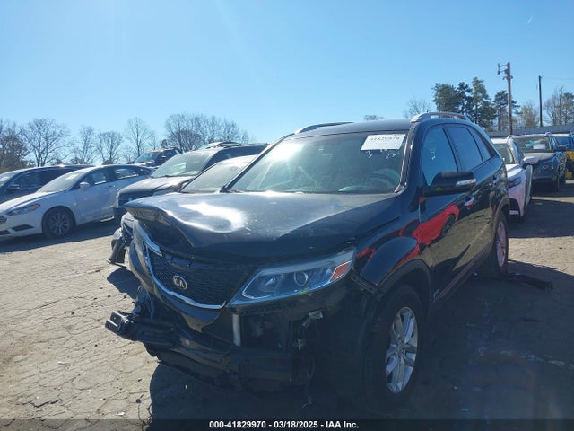 5XYKTCA66EG483726 KIA SORENTO LX